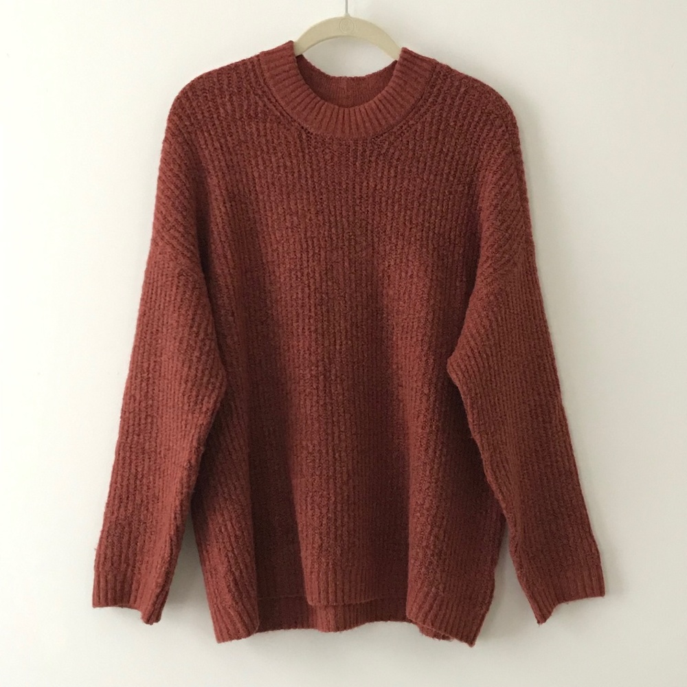 American Eagle Oversized Softest Crew Neck Rust Sweater